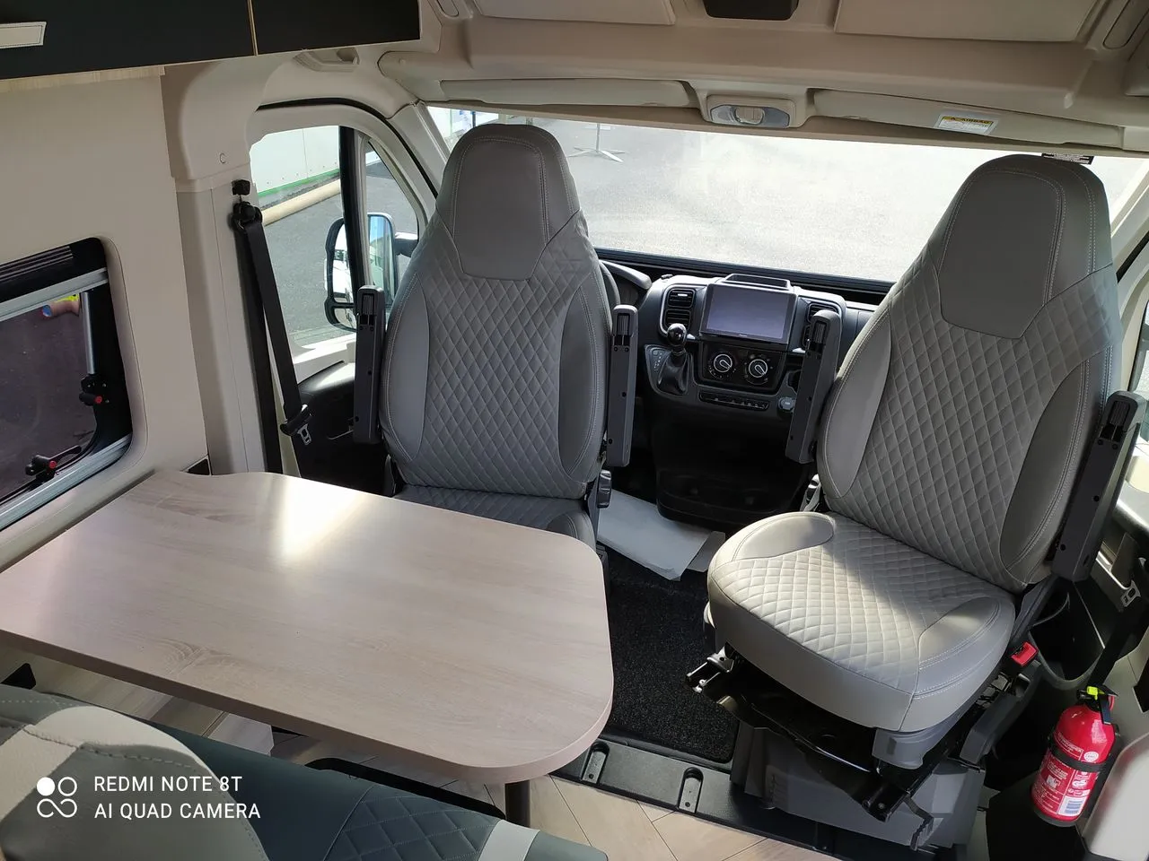 Fourgon aménagé - Chausson - V690 SPORT LINE - 2026