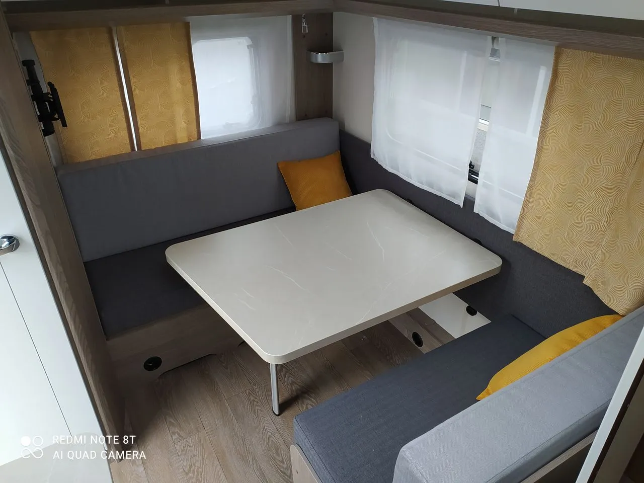 Caravane - Hobby - 390 SF ONTOUR - 2026
