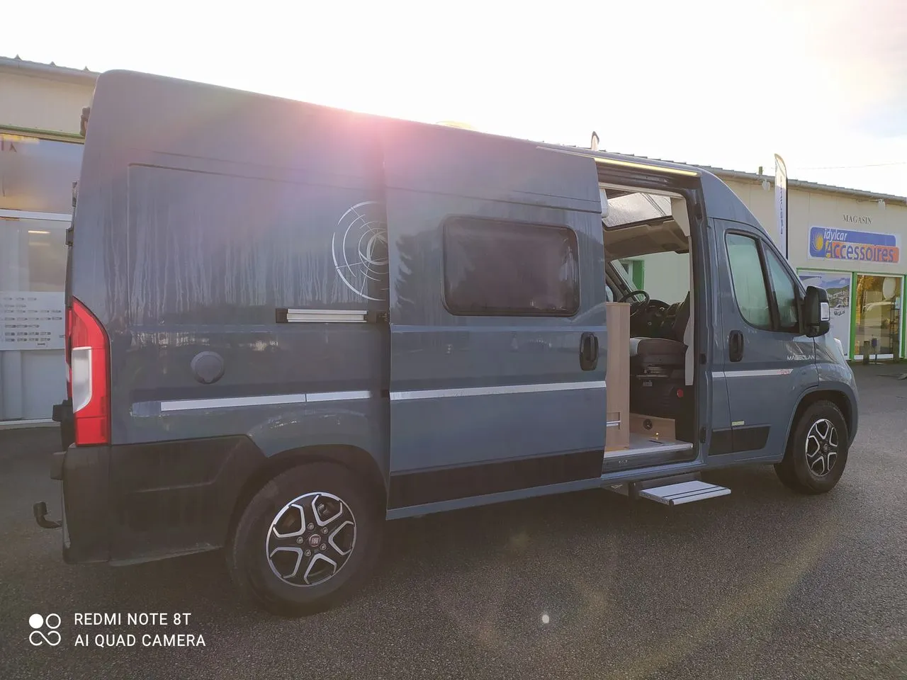 MAGELLAN 643 LIMITED BOITE AUTO