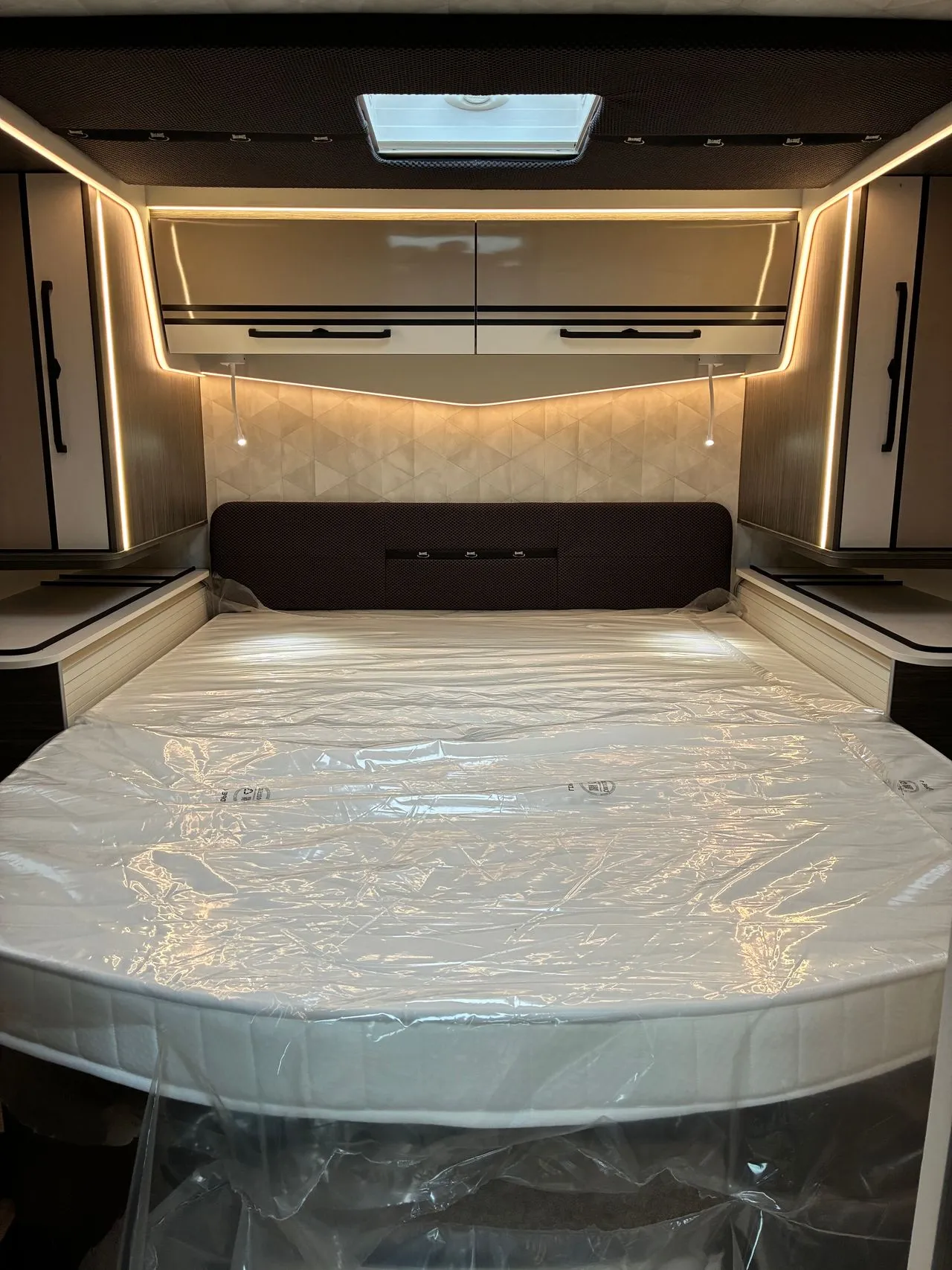 Camping-car - Mc Louis - Nevis 881 25th Anniversary - 2026