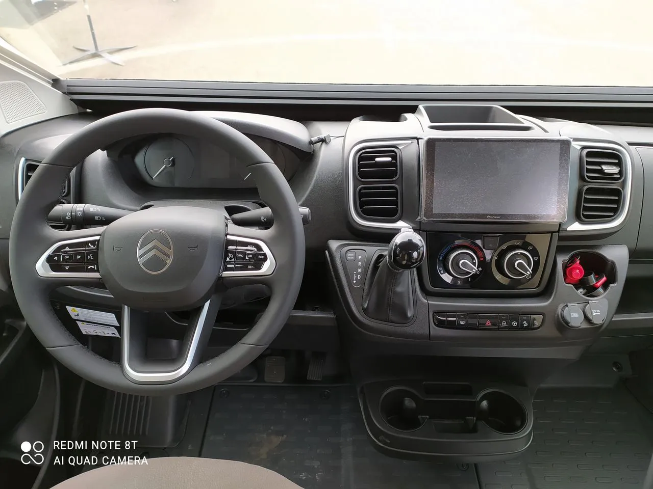 Fourgon aménagé - Mc Louis - MENFYS 3 NEXT BOITE AUTO - 2026