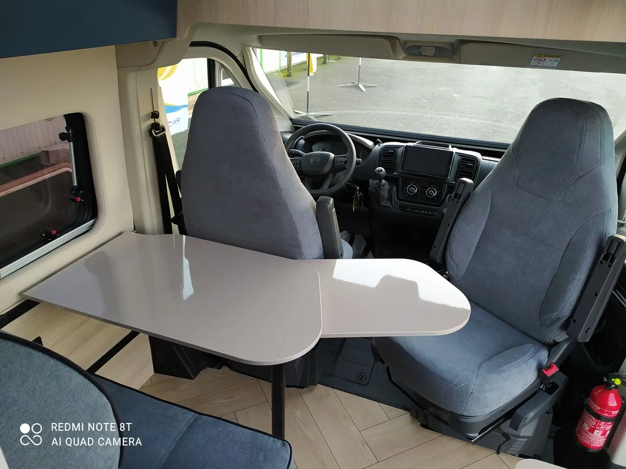 Fourgon aménagé - Chausson - V 594 FIRST LINE LIGHT - 2026