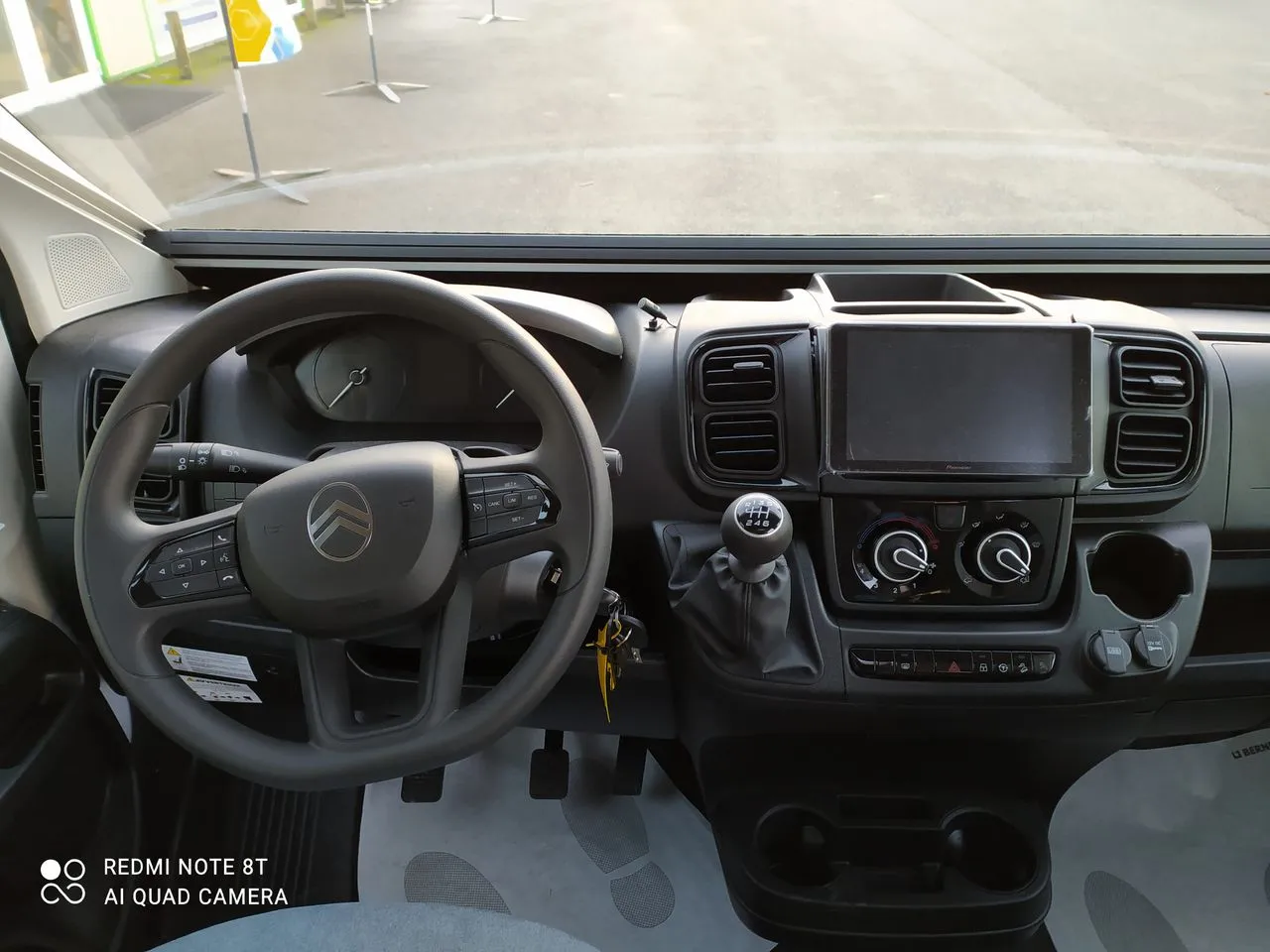 Fourgon aménagé - Chausson - V 594 FIRST LINE LIGHT - 2026