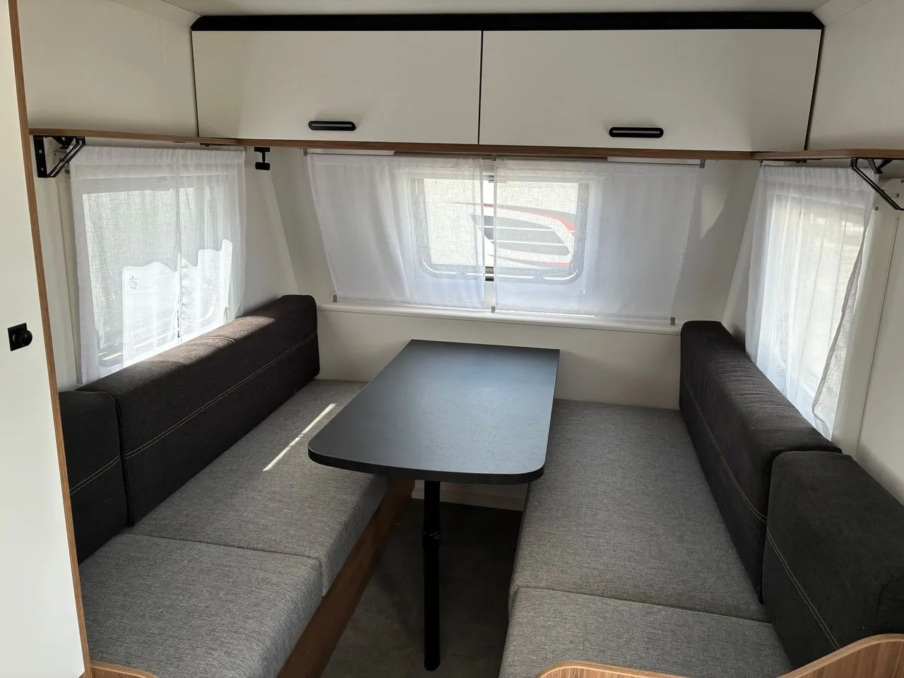 Caravane - Sterckeman - Easy 325DD - 2026