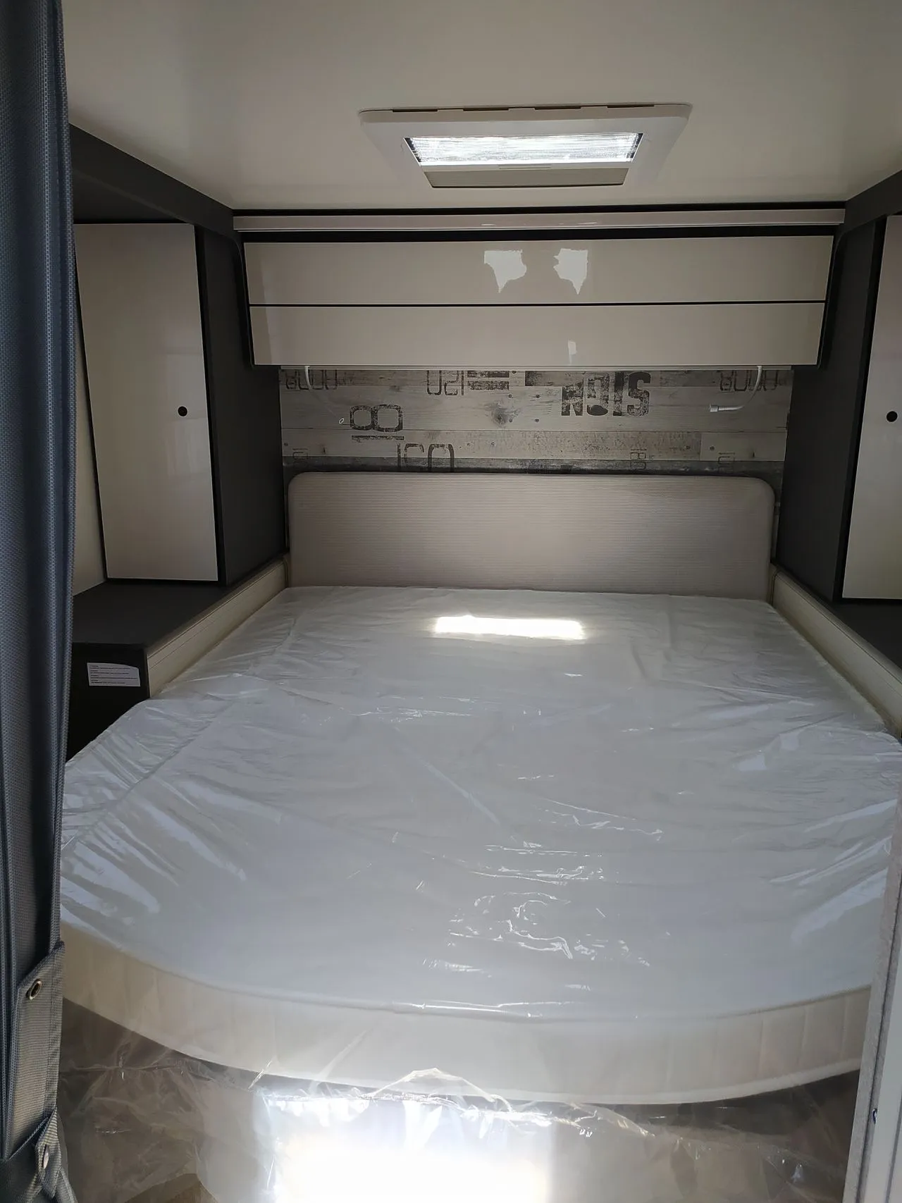 Camping-car - Mc Louis - YEARLING 81 - 2026