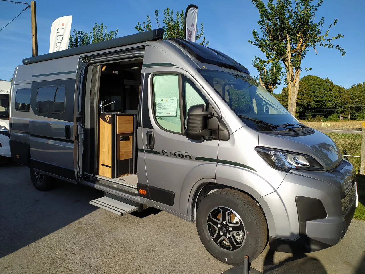 DUO VAN ELEGANCE BVA