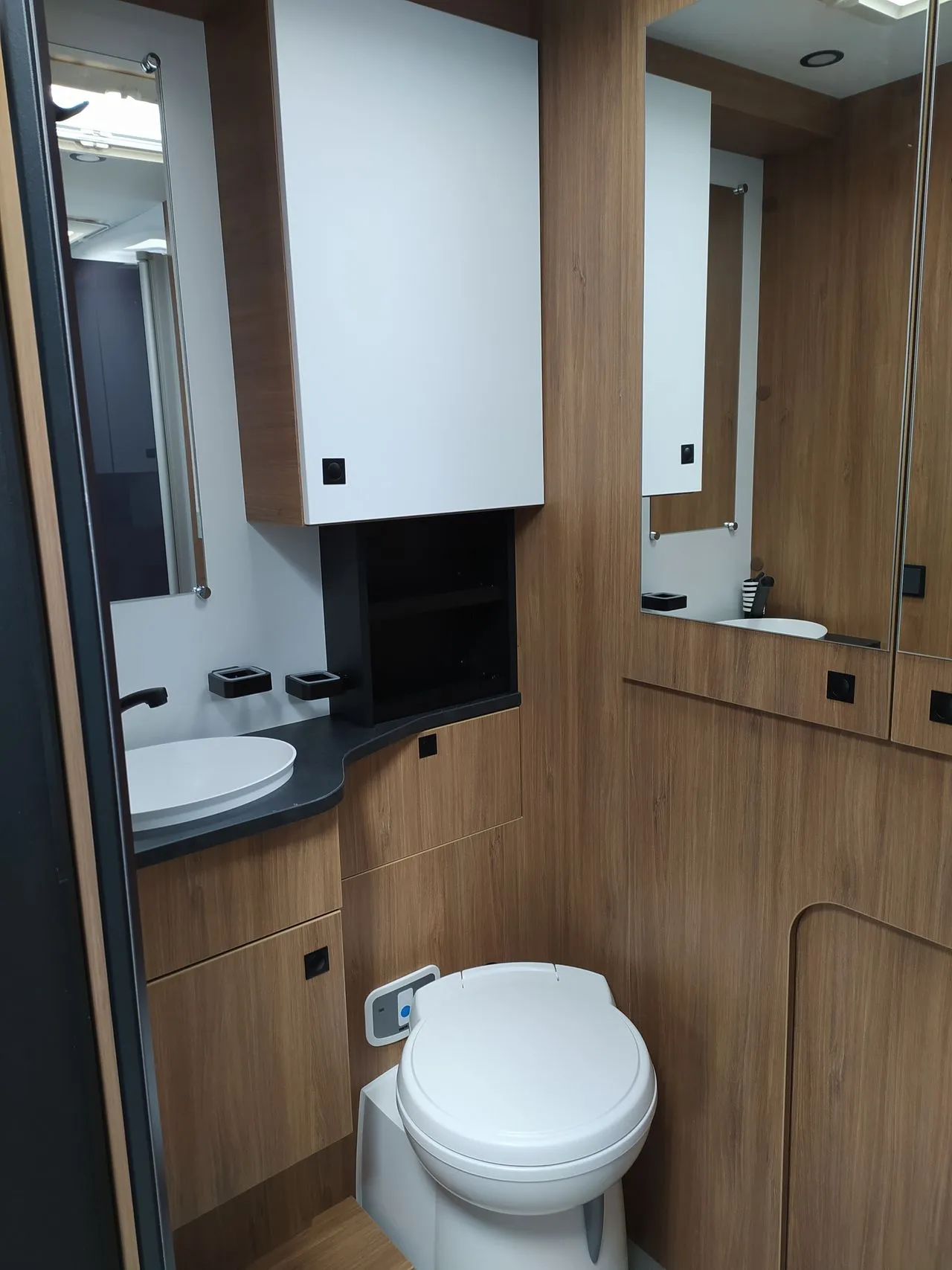 Camping-car - Chausson - 650 TITANIUM LINE BVA - 2027
