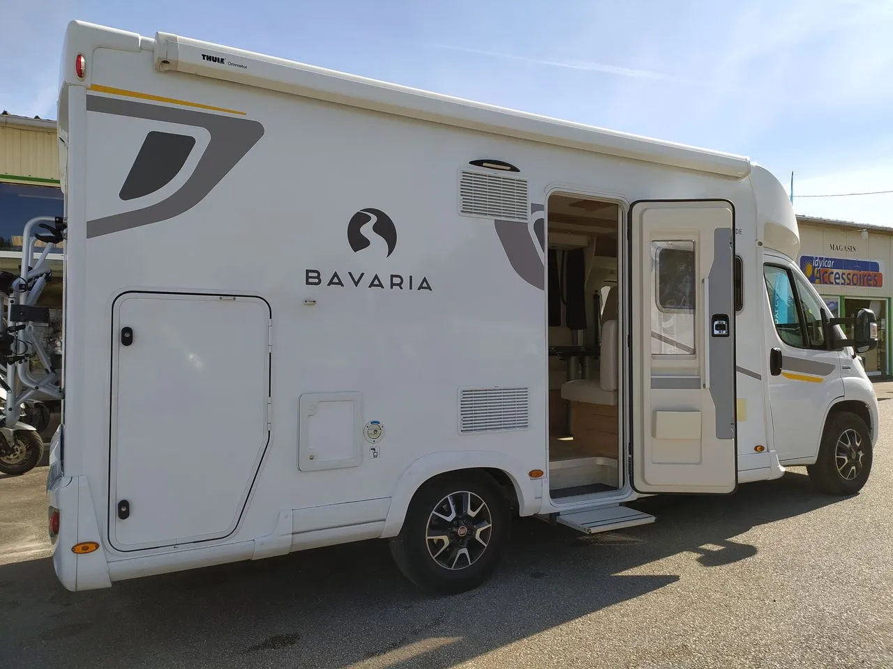 T 696 NOMADE