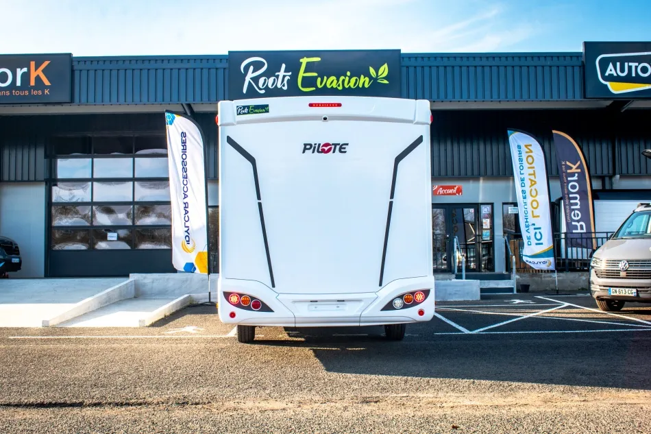 Camping-car - Pilote - EXPRESSION P 720 FC - 2025