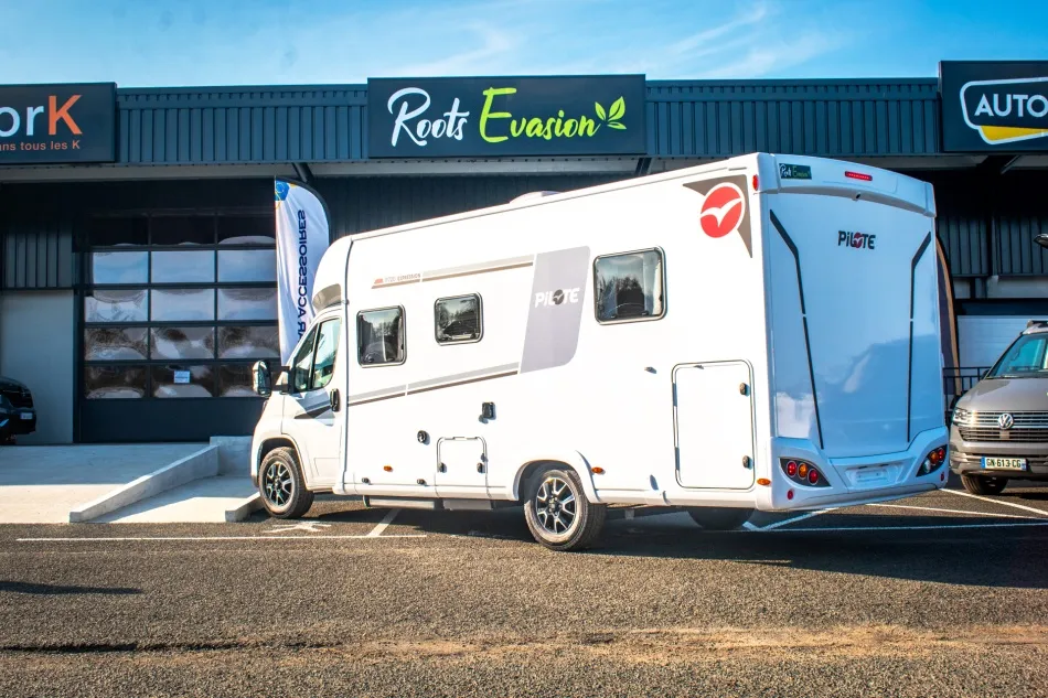 Camping-car - Pilote - EXPRESSION P 720 FC - 2025