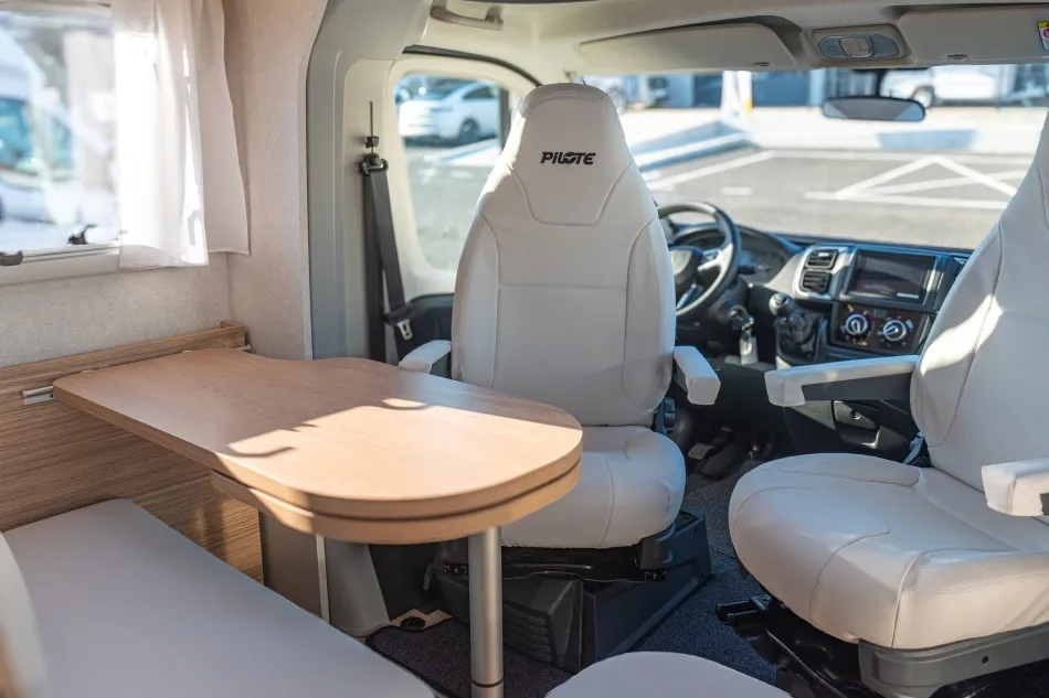 Camping-car - Pilote - EXPRESSION P 650 C - 2025