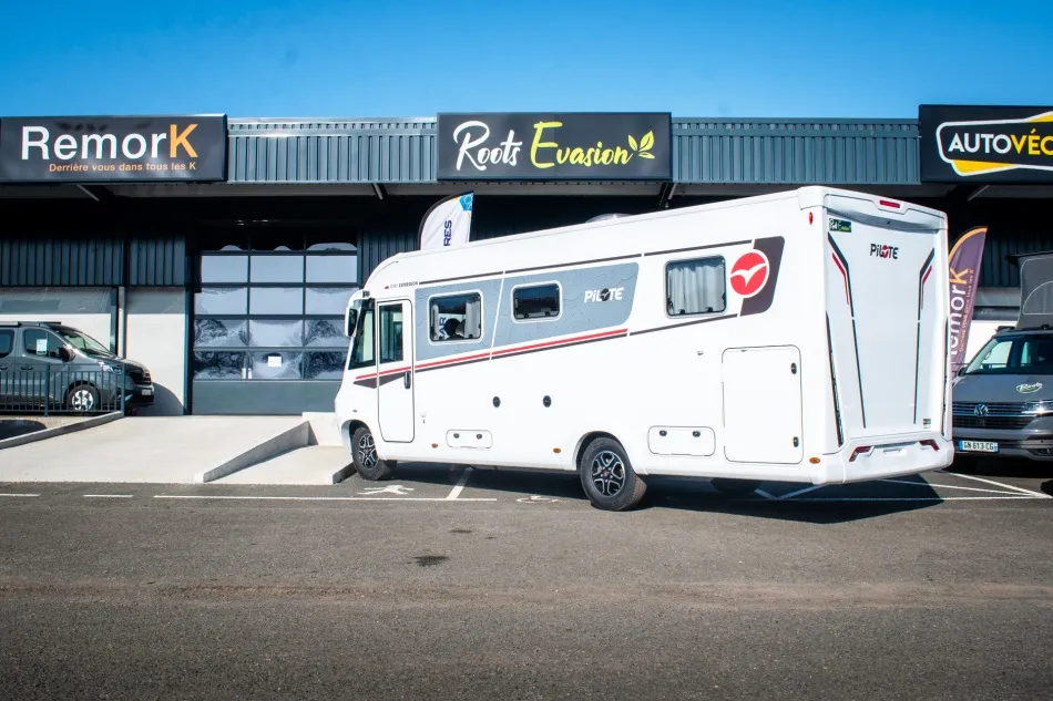 Camping-car - Pilote - EXPRESSION G 741 FC - 2025