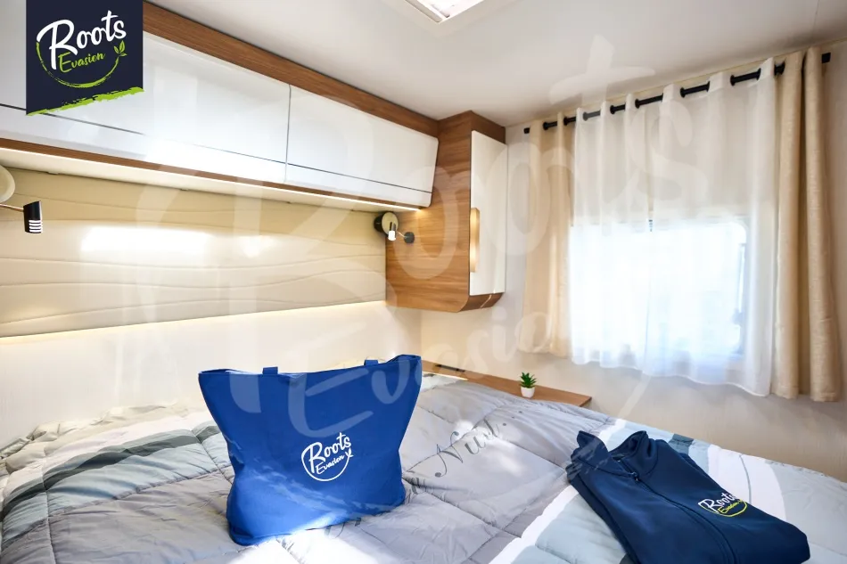 Camping-car - Pilote - P 746 FC EVIDENCE PLUS - 2024