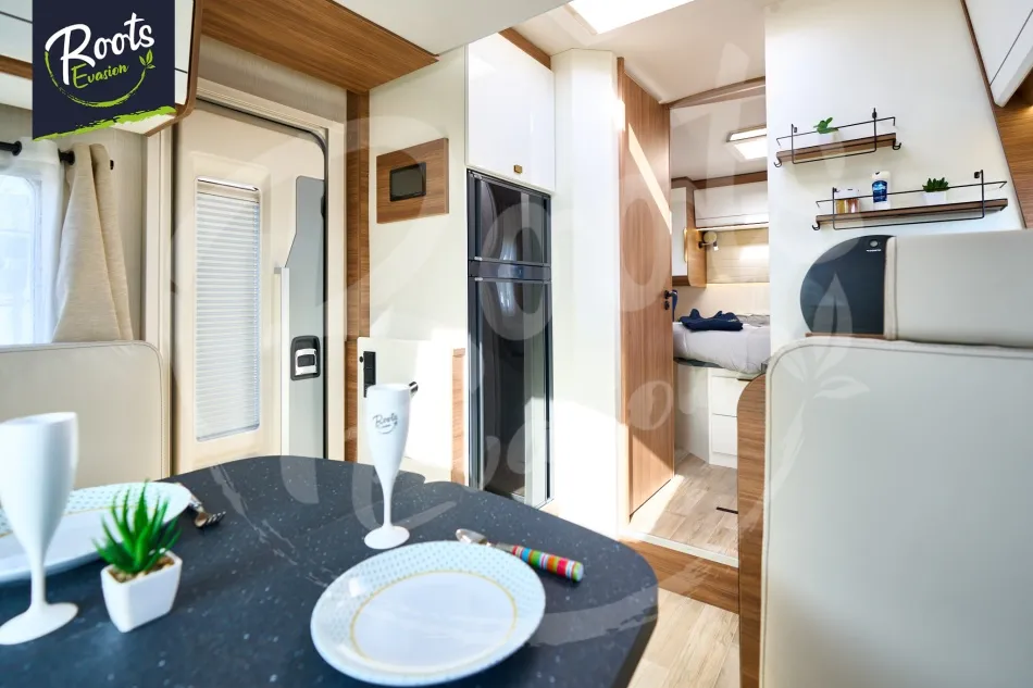 Camping-car - Pilote - P 746 FC EVIDENCE PLUS - 2024