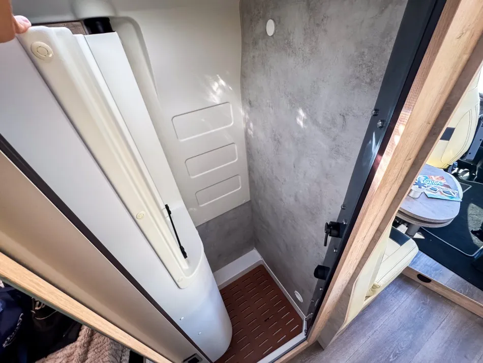 Fourgon aménagé - Florium - BLACKPEARL 59 LT - 2025