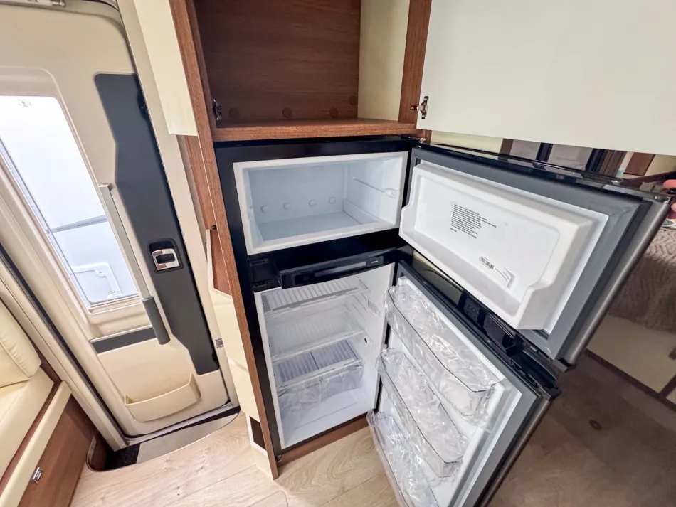 Camping-car - Fleurette - DISCOVER 75 MLF - 2025