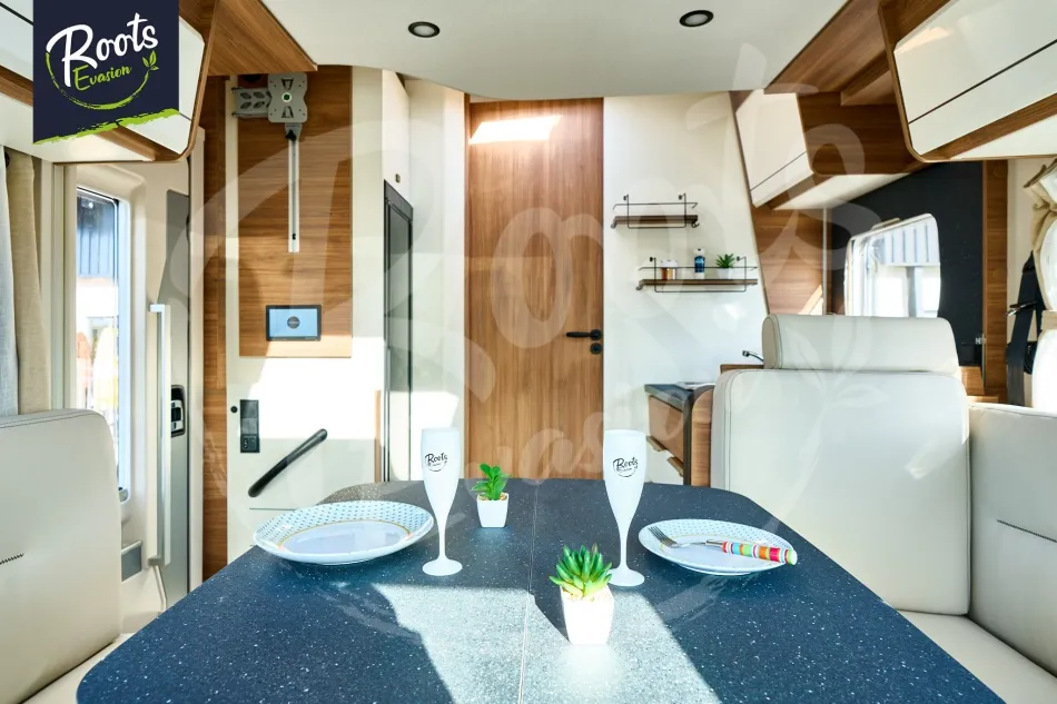 Camping-car - Pilote - EVIDENCE PLUS P 726 FC - 2024