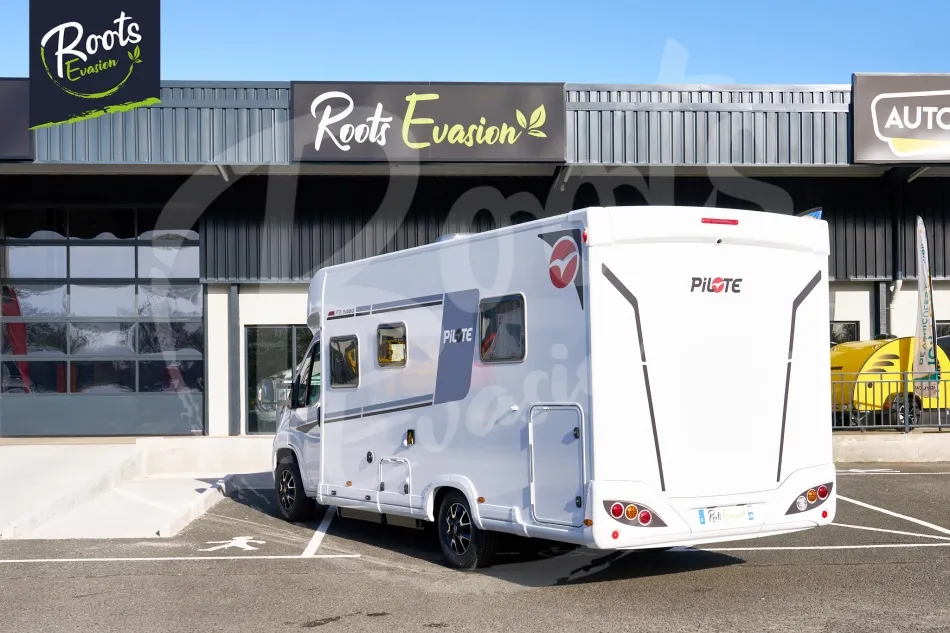 Camping-car - Pilote - EVIDENCE PLUS P 726 FC - 2024
