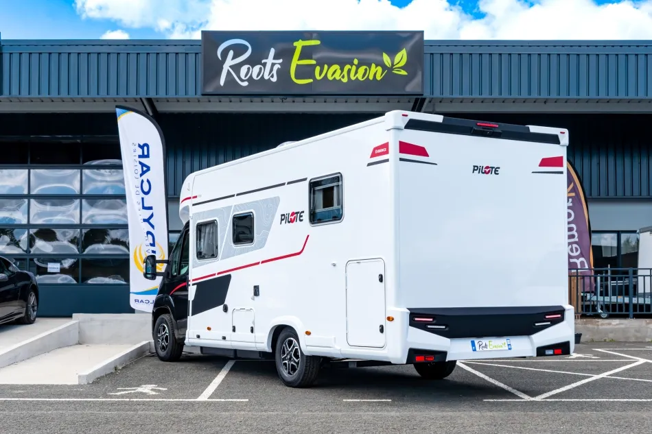 Camping-car - Pilote - EVIDENCE P 720 FC - 2026
