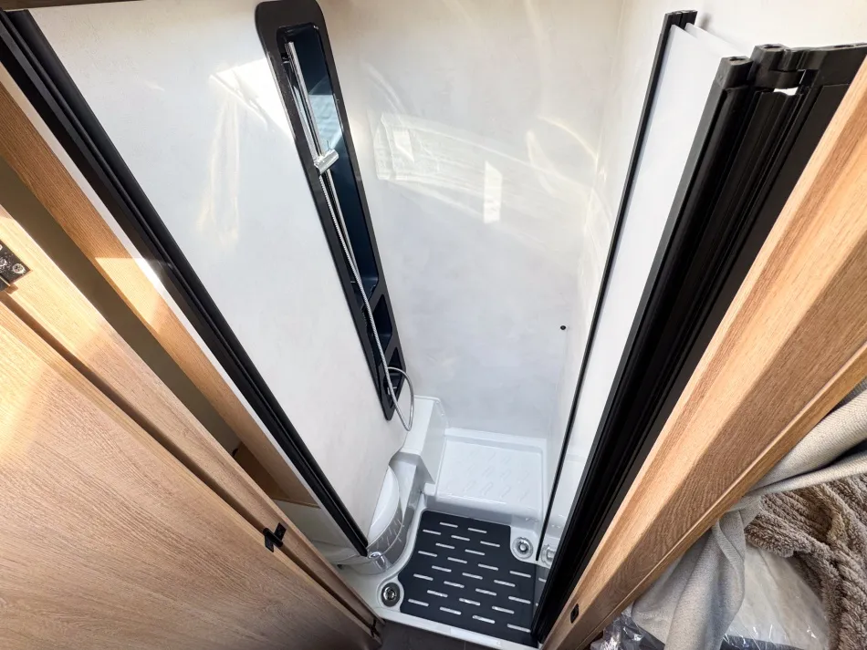 Camping-car - Pilote - ATLAS A 690 GJ - 2026