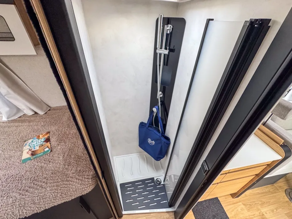 Camping-car - Pilote - EVIDENCE G 720 FGJ - 2026