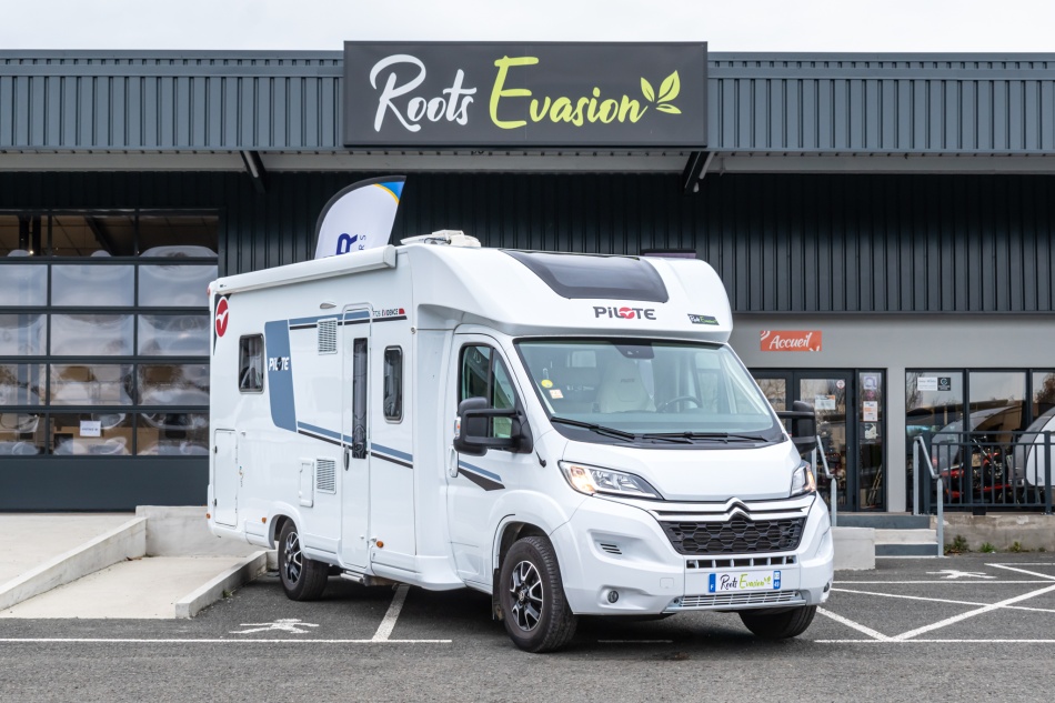 Camping-car PILOTE EVIDENCE P 726