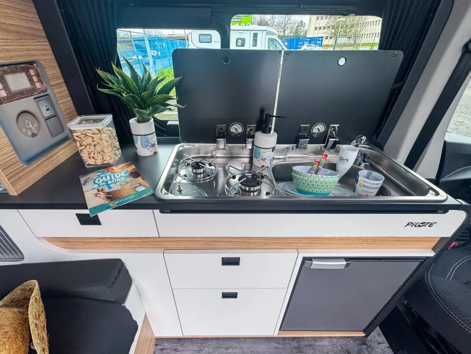 Fourgon aménagé - Pilote - CAMPERVAN CV 504 BF FIT - 2026