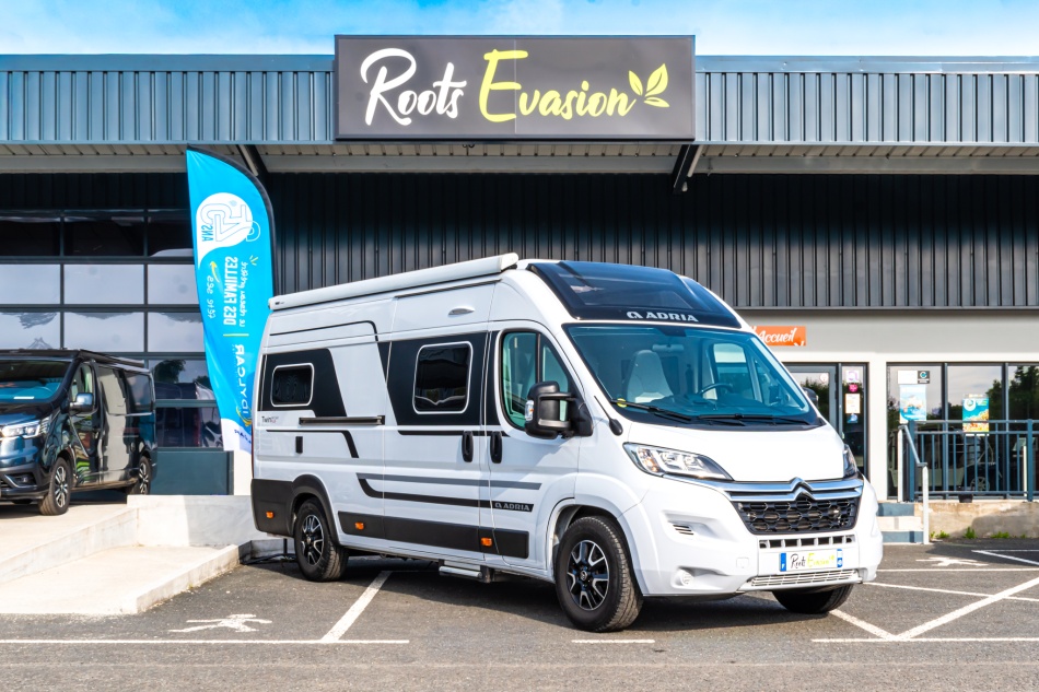 Camping-car ADRIA TWIN 640 SGX SUPREME