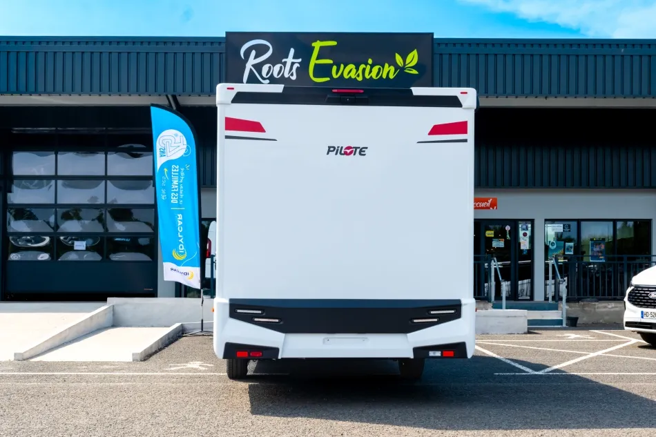 Camping-car - Pilote - EVIDENCE P 740 FC - 2026