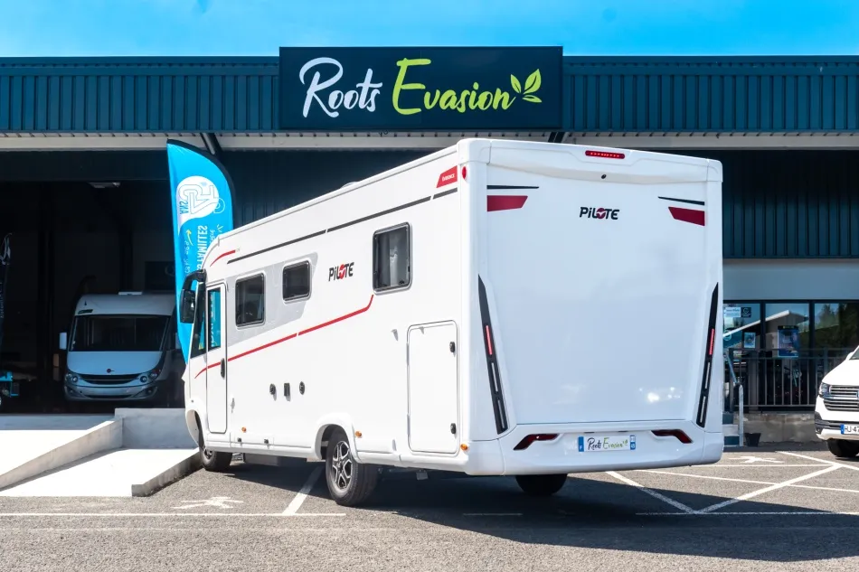 Camping-car - Pilote - EVIDENCE G 740 FC - 2026