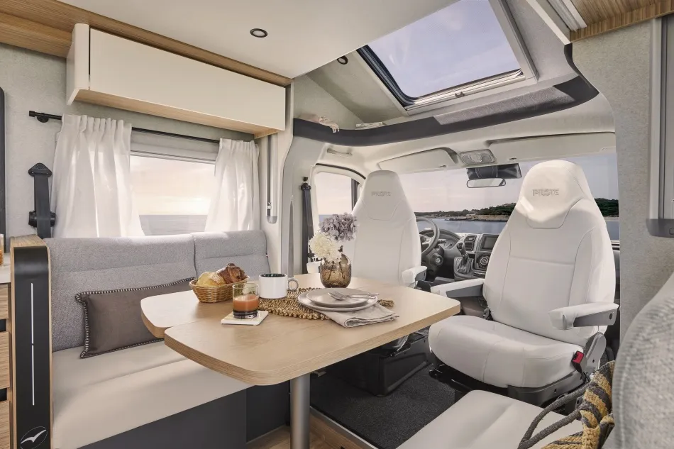 Camping-car - Pilote - EXPRESSION P 740 FGJ - 2027