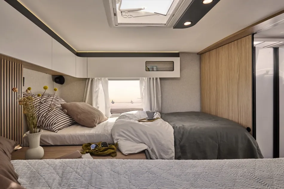 Camping-car - Pilote - EXPRESSION G 720 FGJ - 2027