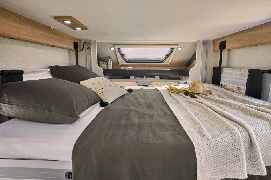 Camping-car - Pilote - ATLAS A 690 GJ - 2027