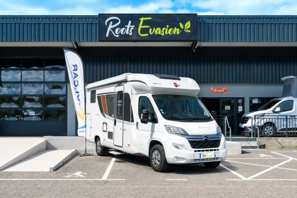Camping-car occasion – Profilé — Camping-car profilé