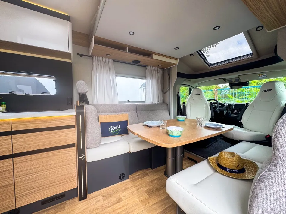 Camping-car - Pilote - EVIDENCE P 690 D - 2027