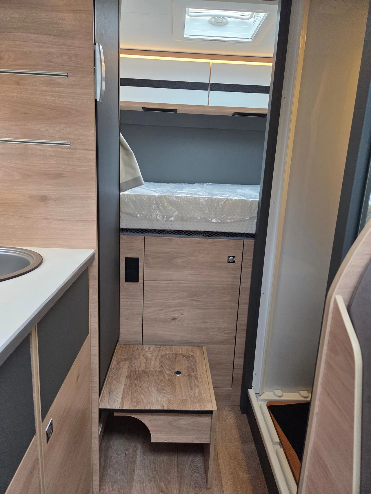 Camping-car - Dethleffs - GLOBEBUS T1 ACTIVE - 2026