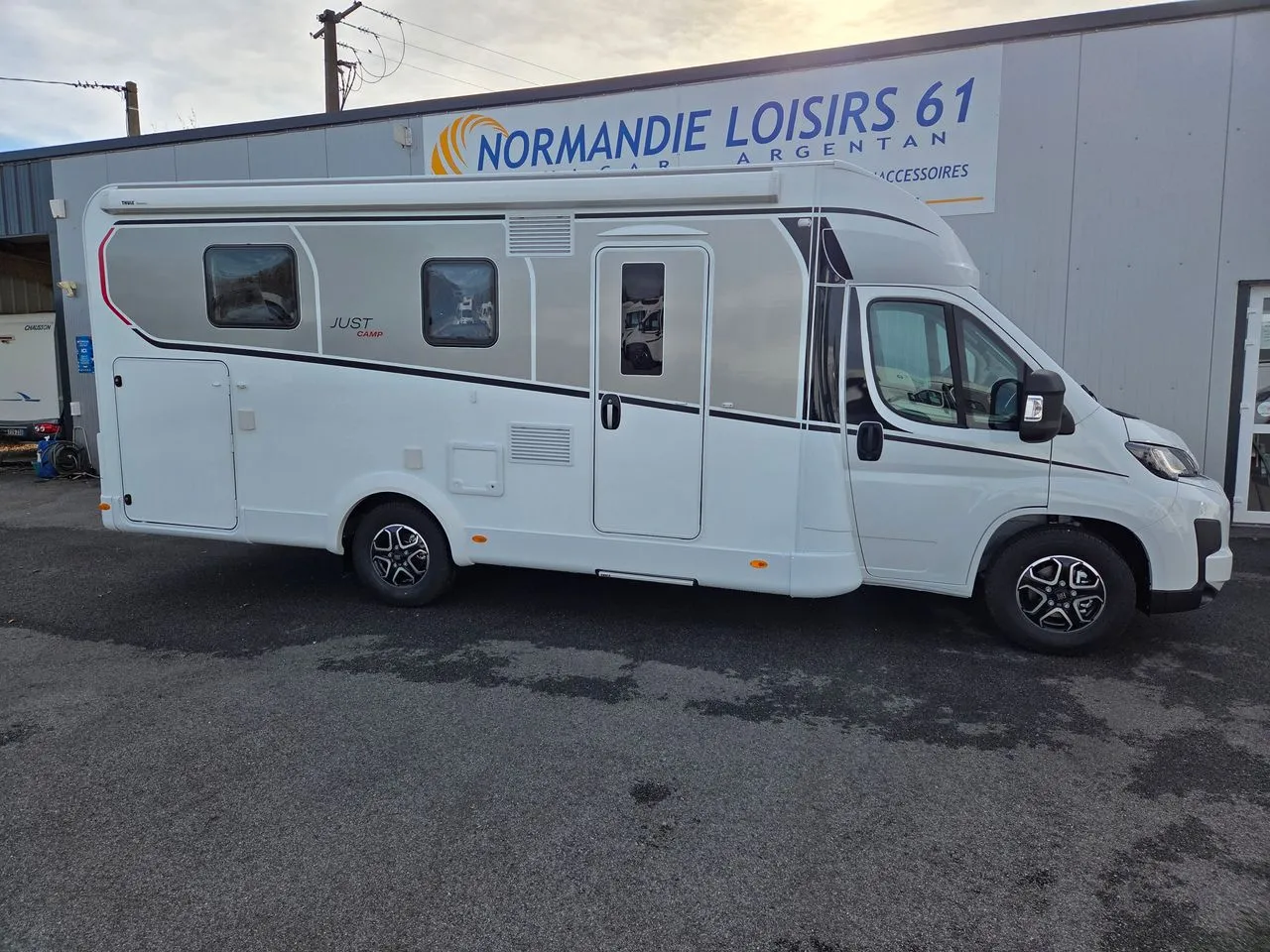 JUST CAMP T 7052 DBM 5 PLACES CARTE GRISE