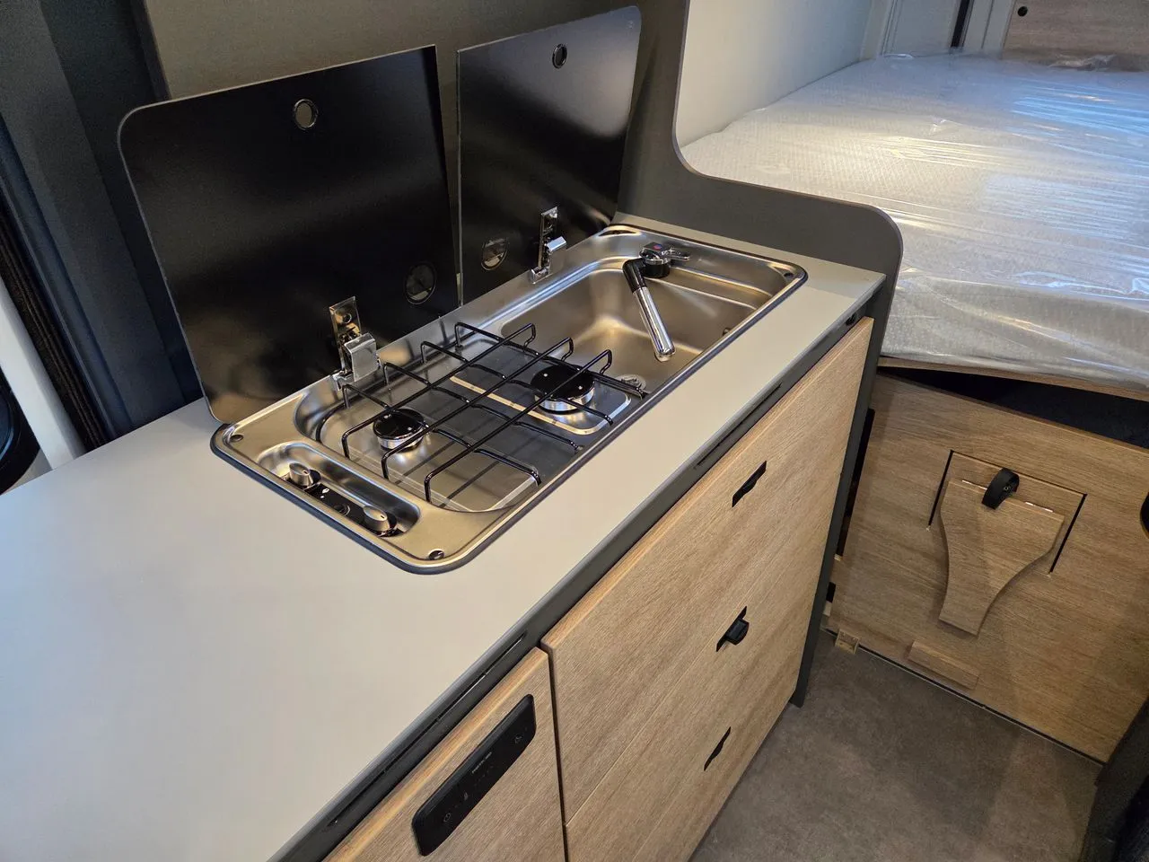 Fourgon aménagé - Dethleffs - GLOBETRAIL 600 95 ANS - 2026