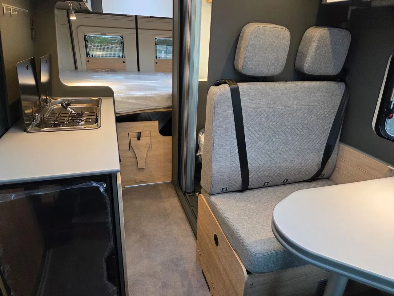 Fourgon aménagé - Dethleffs - GLOBETRAIL 600 95 ANS - 2026