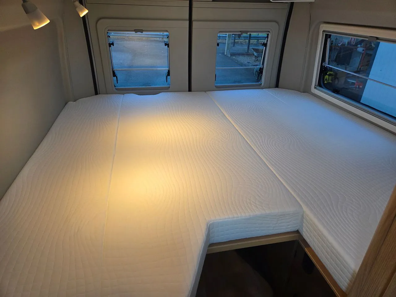 Fourgon aménagé - Sunlight - CLIFF 640 - 2026