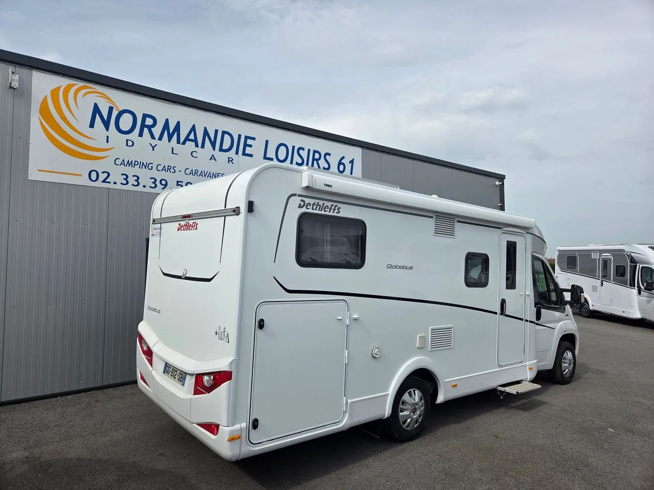 GLOBEBUS T6