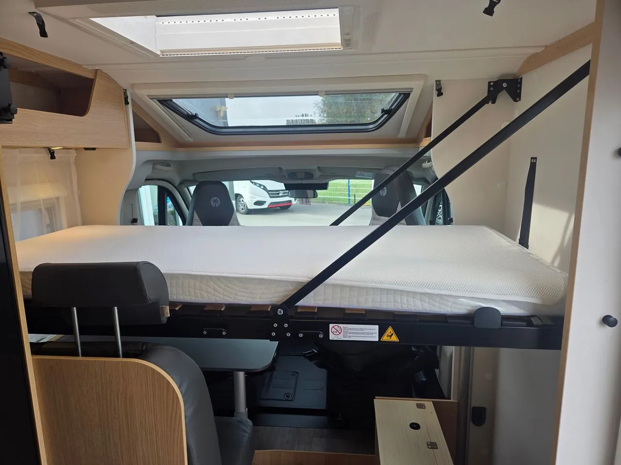 Camping-car - Sunlight - V 67 S ADV - 2027