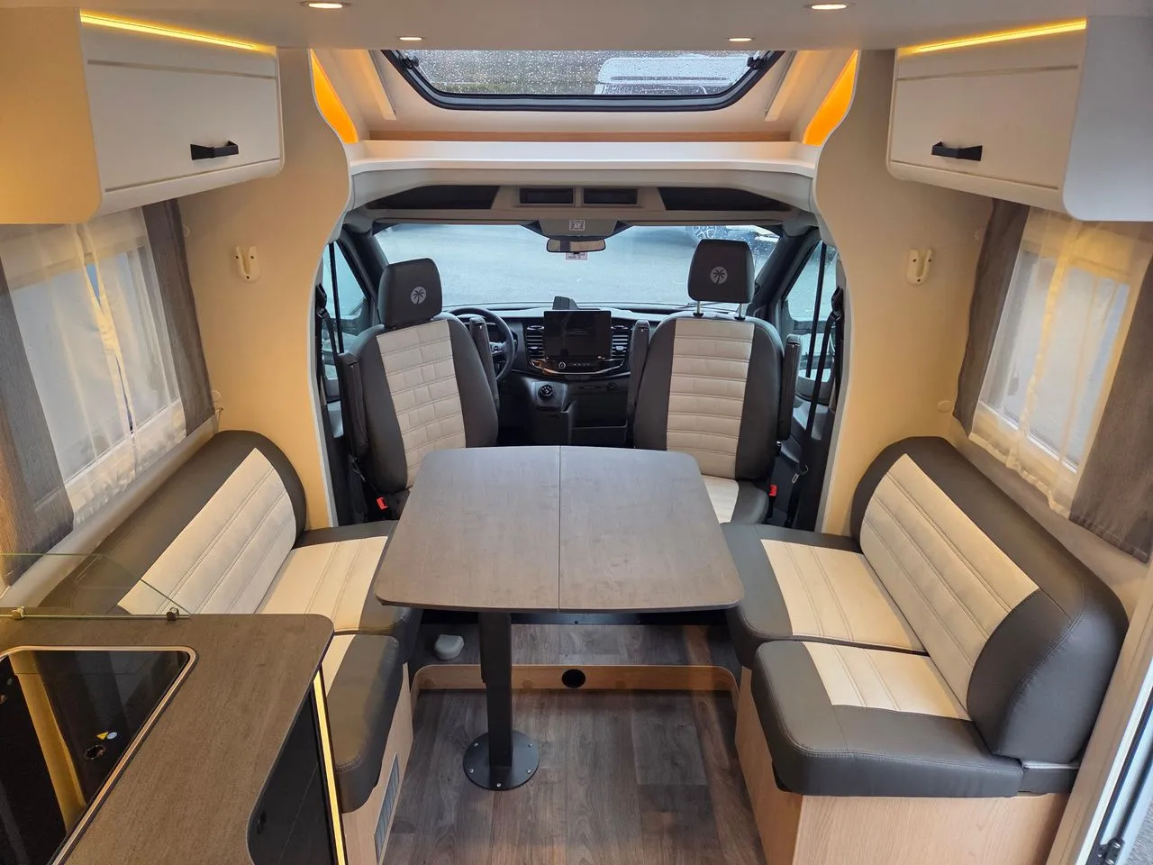 Camping-car - Sunlight - T 7433 Q - 2027