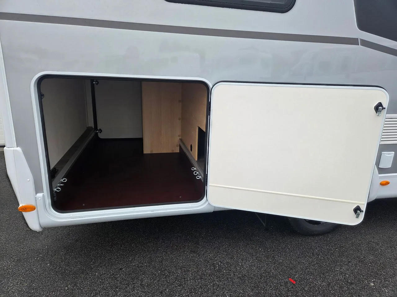 Camping-car - Sunlight - T 7433 Q - 2027