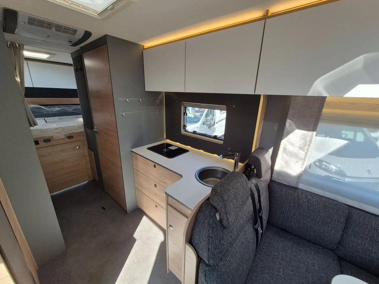 Camping-car - Dethleffs - XL Family A 7872-2 - 2025