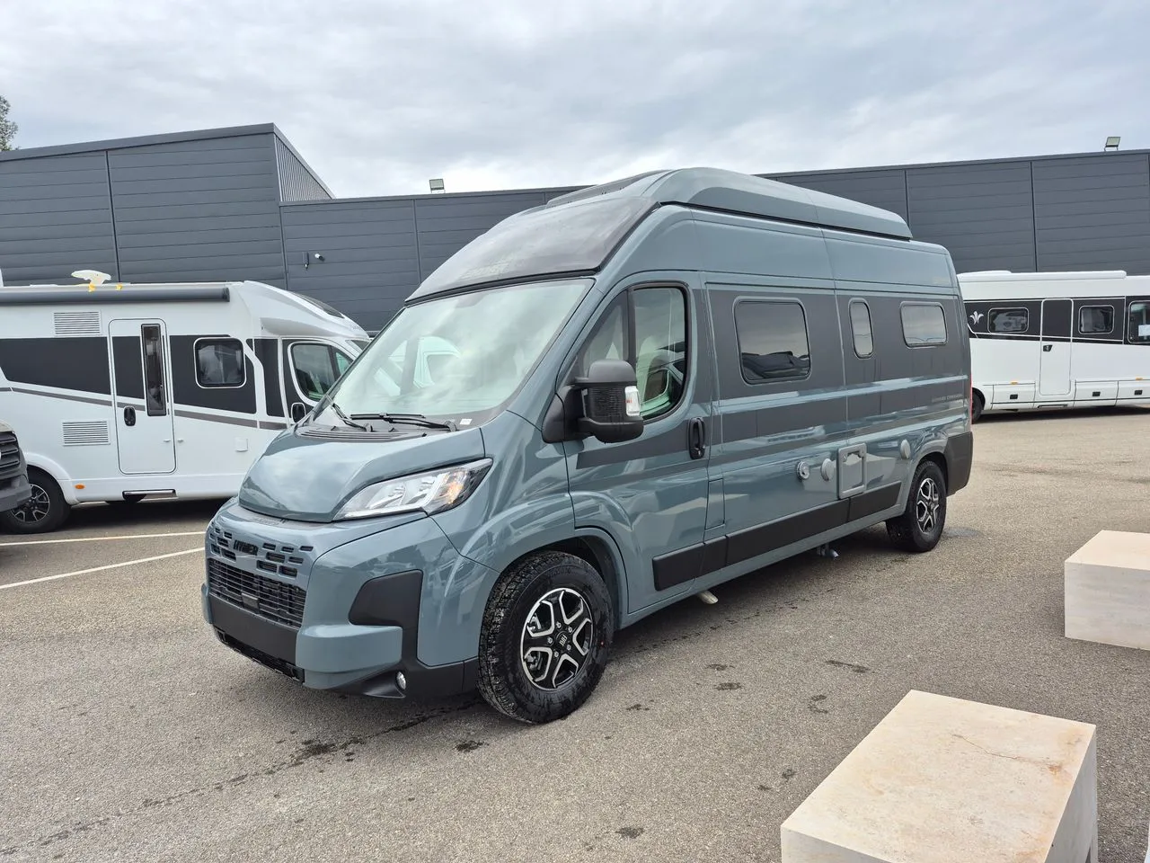 Fourgon aménagé - Hymer Camper Vans - Grand Canyon - 2025