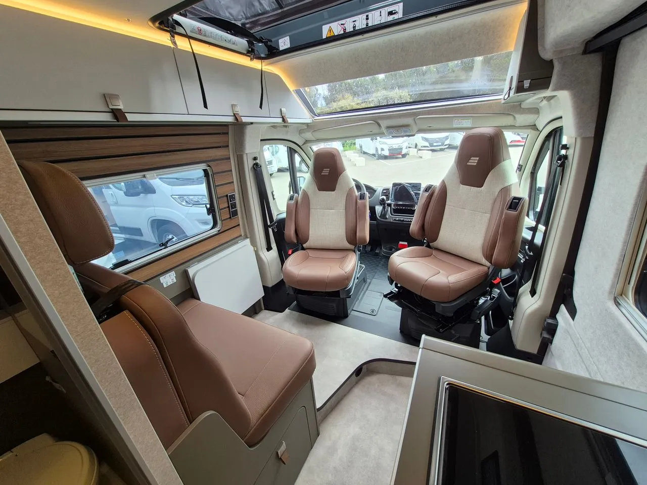 Fourgon aménagé - Hymer Camper Vans - Grand Canyon - 2025