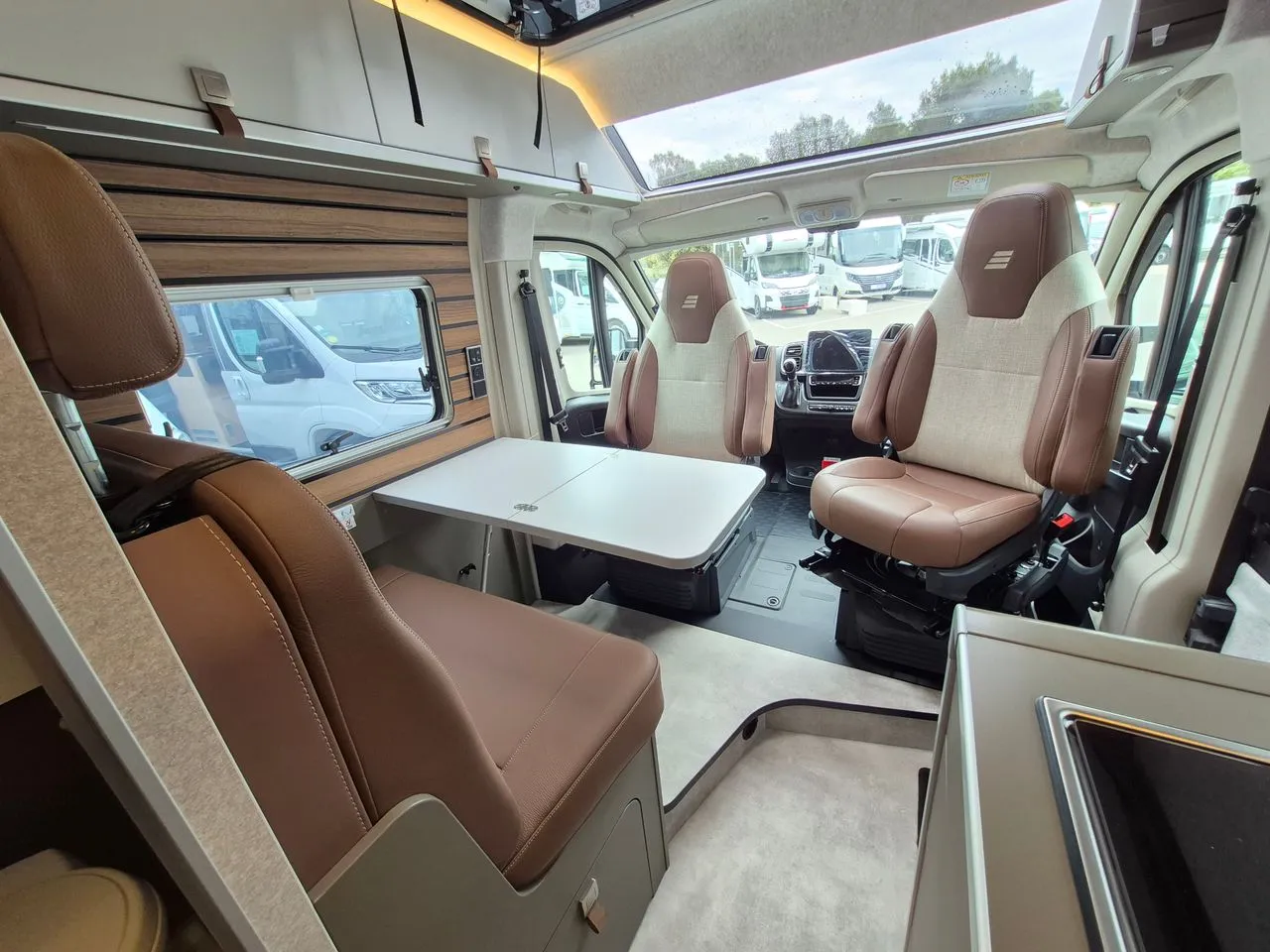Fourgon aménagé - Hymer Camper Vans - Grand Canyon - 2025