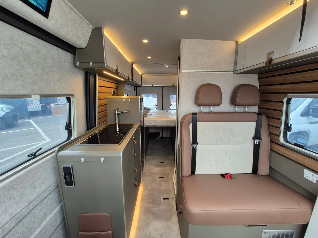 Fourgon aménagé - Hymer Camper Vans - Grand Canyon - 2025