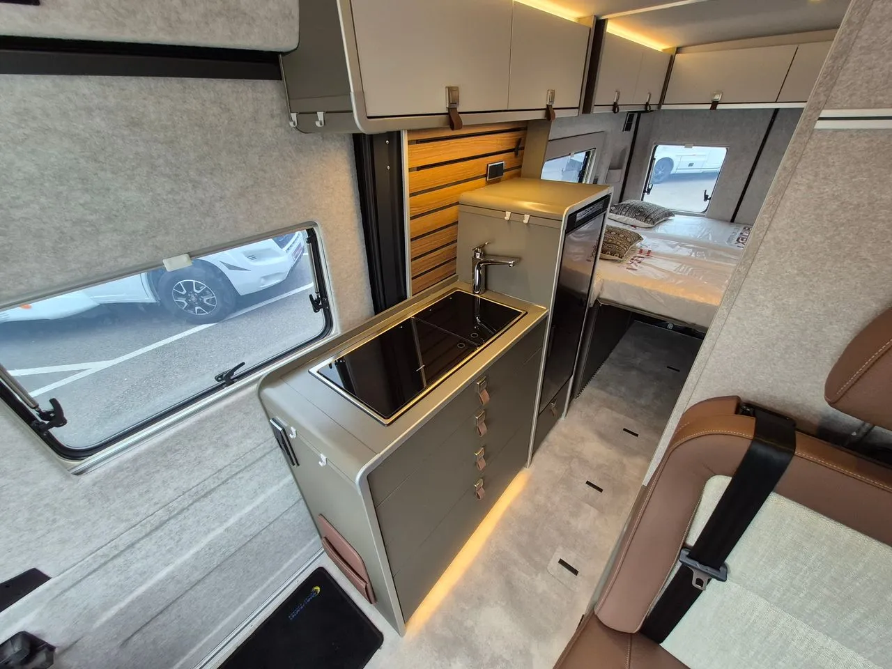 Fourgon aménagé - Hymer Camper Vans - Grand Canyon - 2025